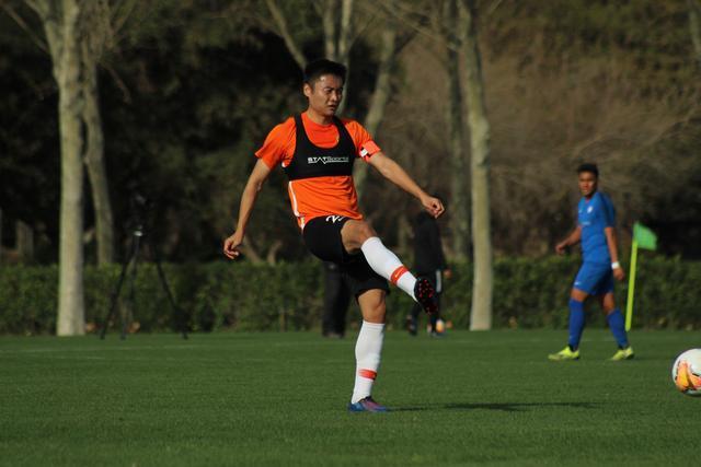 崔永熙在NBA年薪58万美元 与CBA顶薪相差甚远